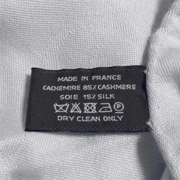 Auth HERMES Light Blue Cashmere Silk Scarf - Picture 3 of 6